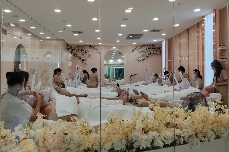 The Face Time Top Massage Shops at Jungceylon Shopping Center Patong